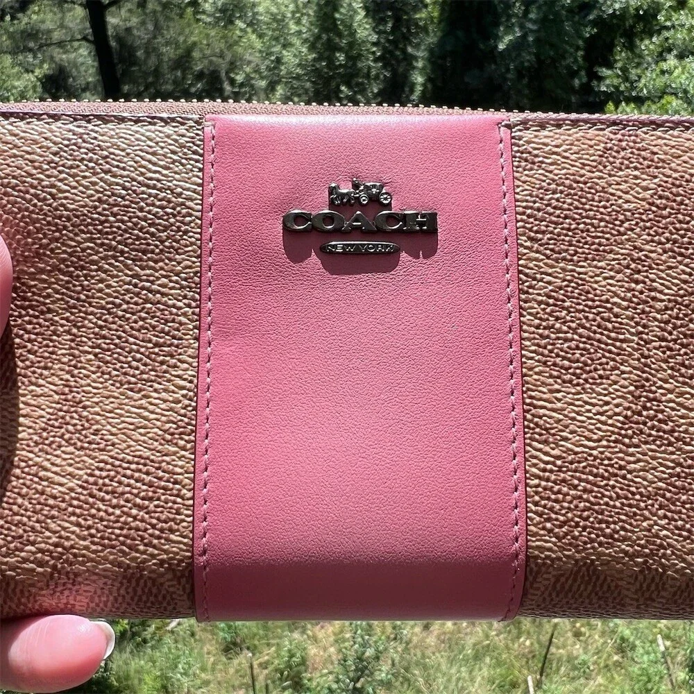 COACH Long Zip-Around Wallet Tan/Pink Signature Canvas & Leather w Gold Hardware